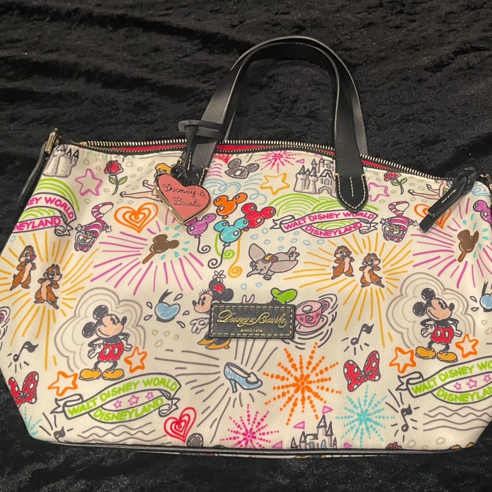 Disney Dooney & bourke sketch purse crossbody